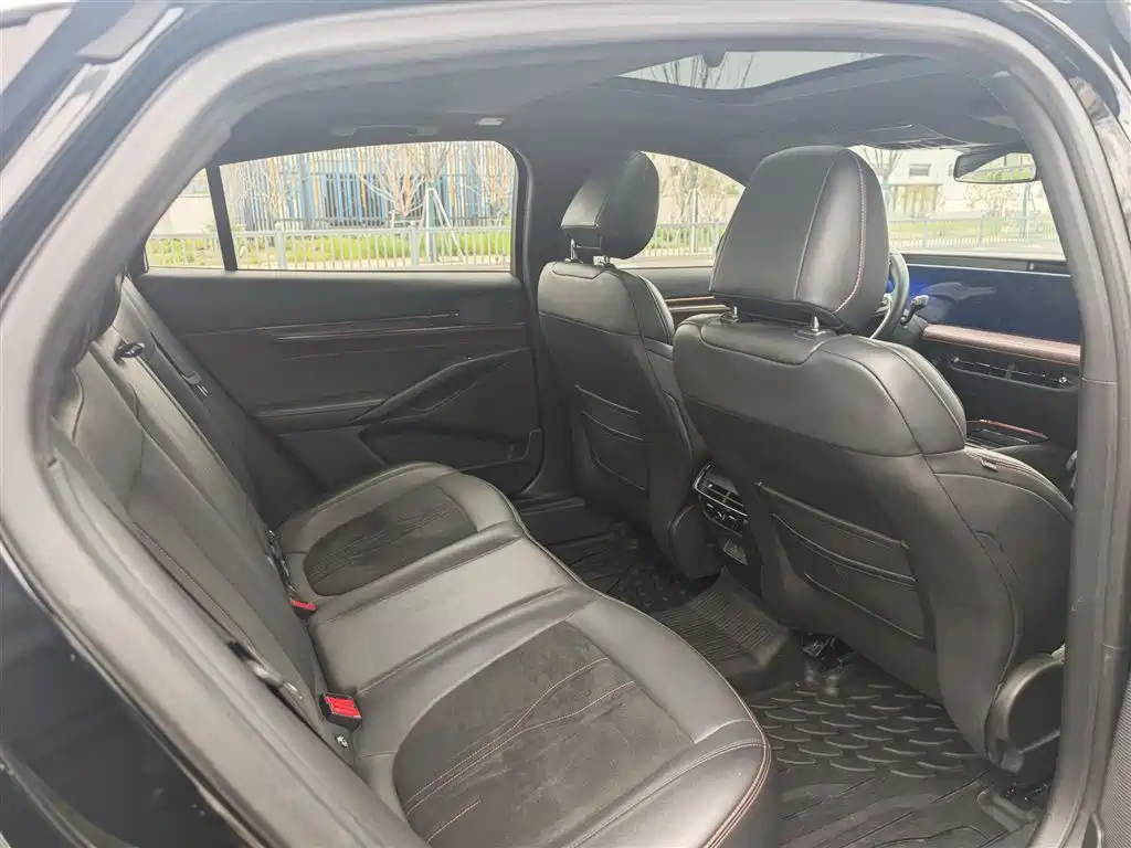 Mondeo 2022 facelift EcoBoost 245 Extreme купить на сайте DeffCars
