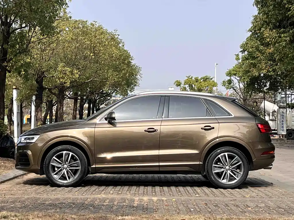 Audi Q3 2018 30th Anniversary Model 30 TFSI Fashion Model купить на сайте DeffCars