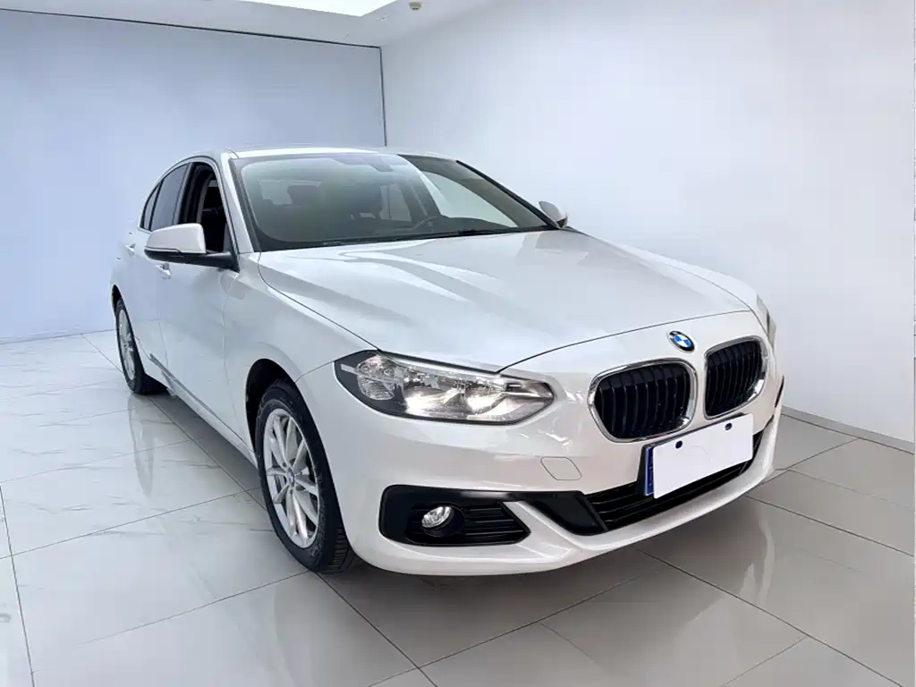 BMW 1 Series 2018 118i Fashion Model купить на сайте DeffCars
