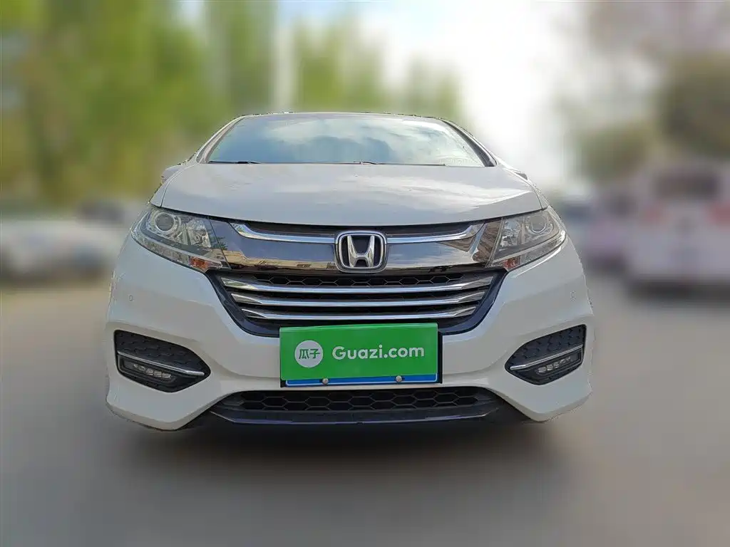 Odyssey 2018 2.4L Deluxe Edition купить на сайте DeffCars