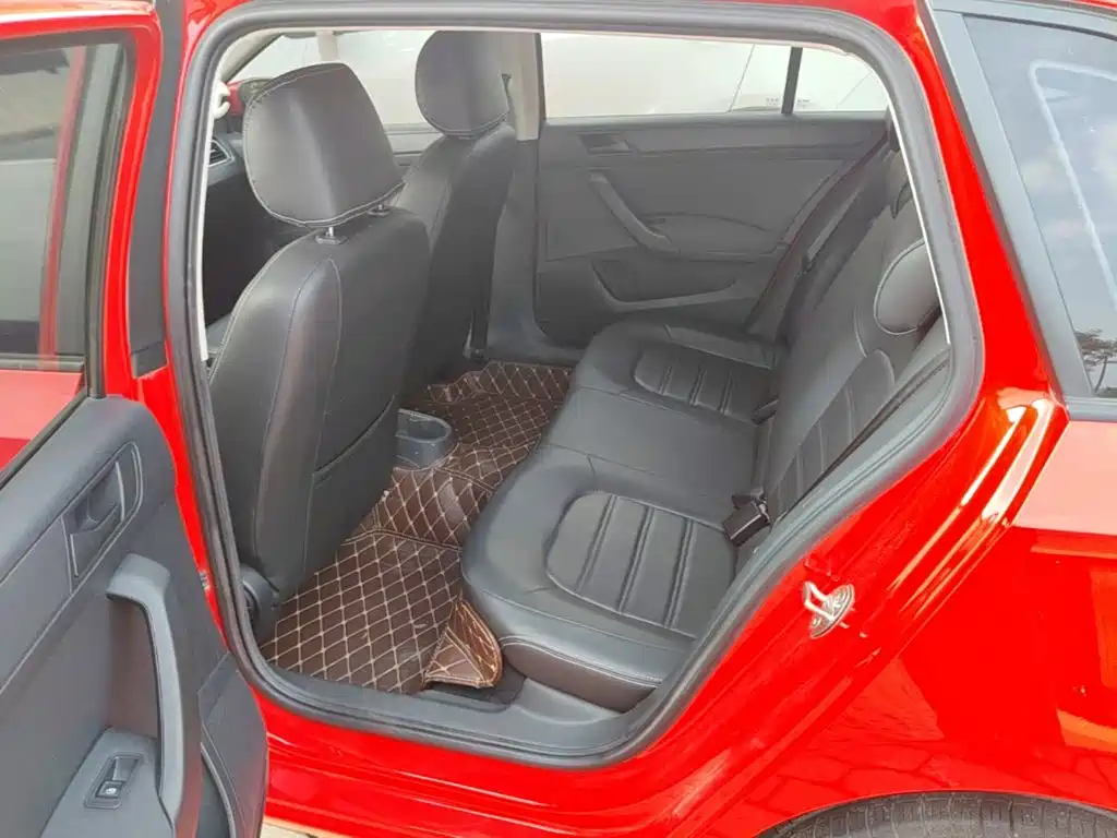 Xindong 2019 facelift 1.5L automatic standard version National V купить на сайте DeffCars