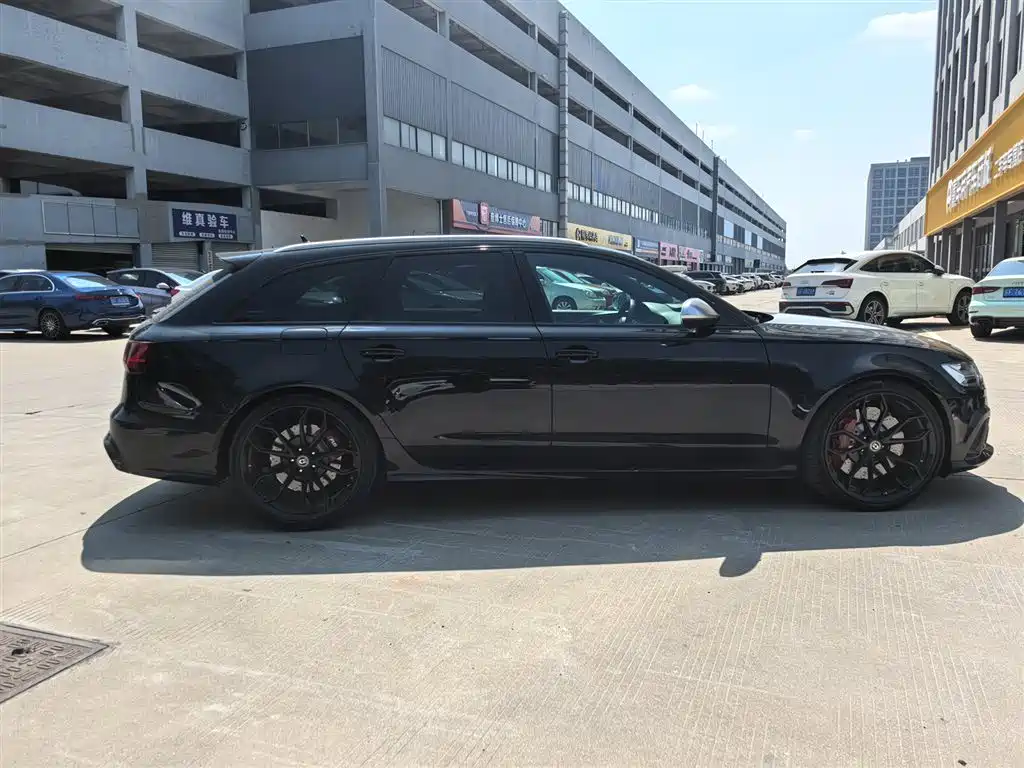 Audi RS 6 2016 RS 6 4.0T Avant купить на сайте DeffCars