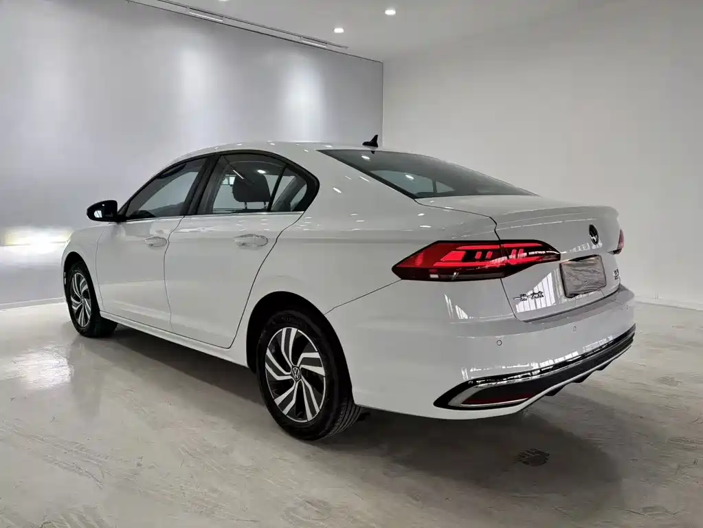 Bora 2023 model 200TSI DSG Zhixing PRO version купить на сайте DeffCars