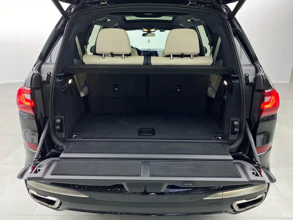 BMW X7 2020 xDrive M50i купить на сайте DeffCars