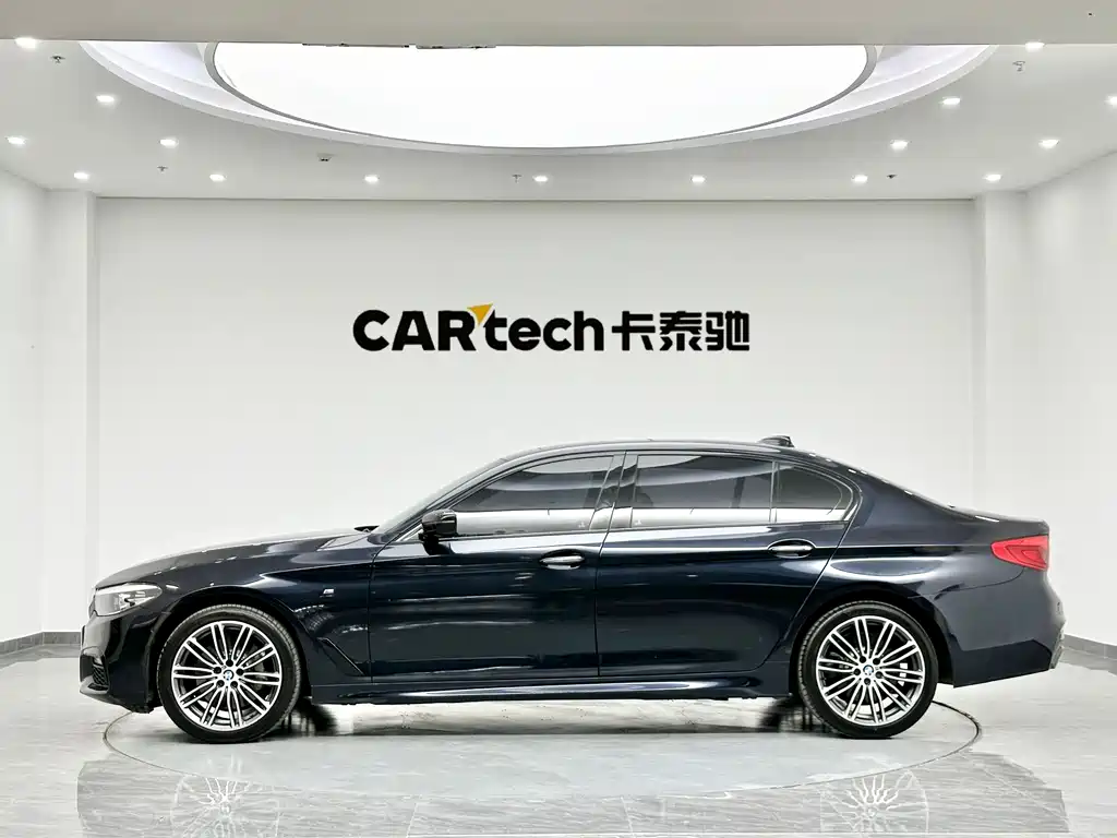 BMW 5 Series 2018 facelift 530Li Exclusive M Sports Package купить на сайте DeffCars