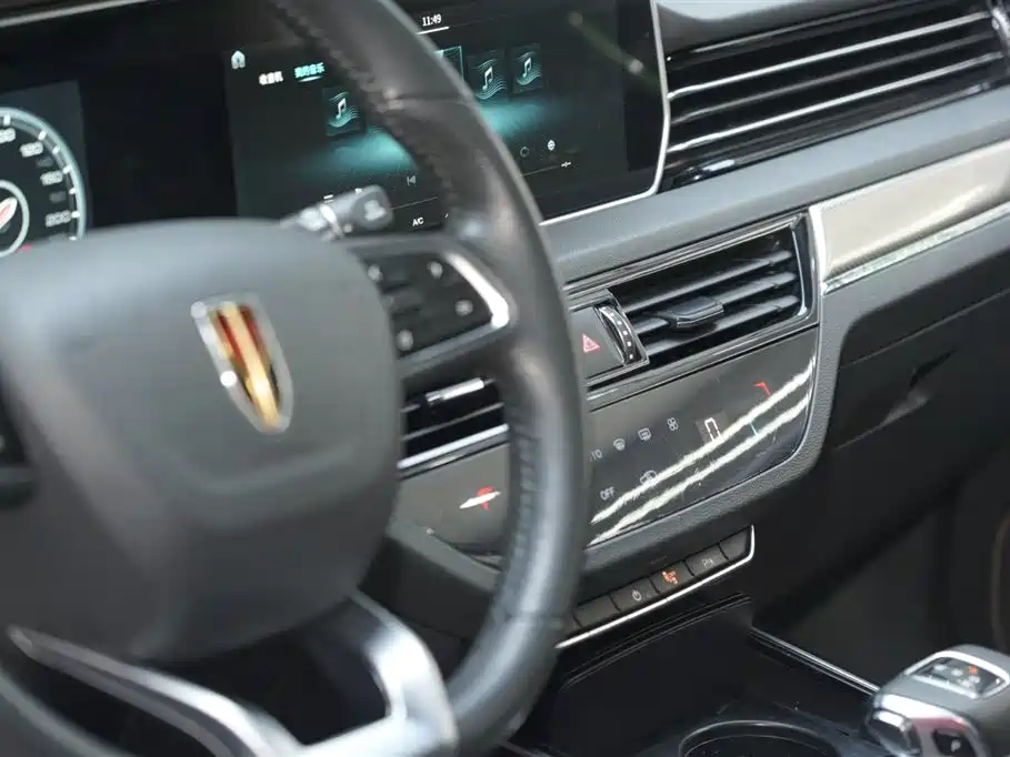 Hongqi HS5 2019 2.0T Zhilian Flagship Edition купить на сайте DeffCars