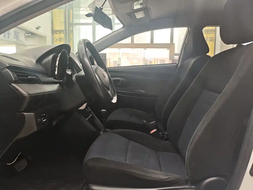 YARiS L 2021 1.5L CVT leading version купить на сайте DeffCars