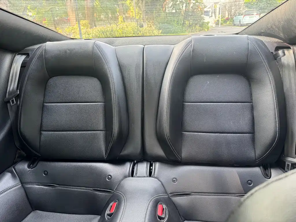 Mustang 2021 2.3T EcoBoost купить на сайте DeffCars
