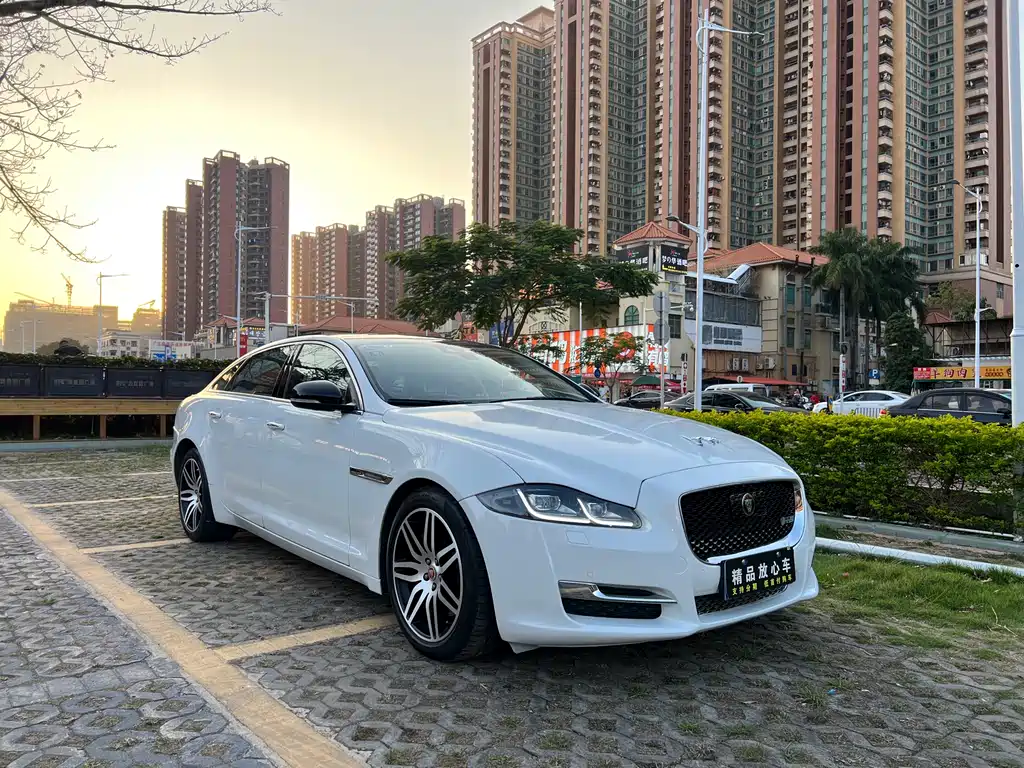 Jaguar XJ 2018 XJL 3.0 SC two-wheel drive elegant business version купить на сайте DeffCars