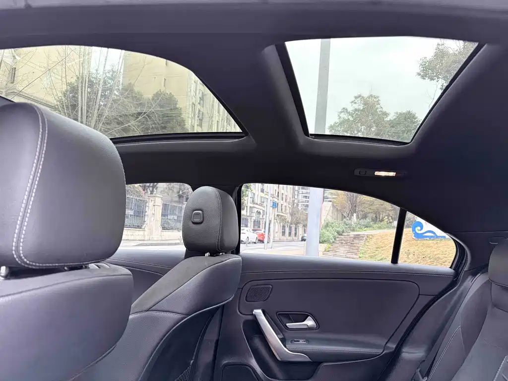 Mercedes-Benz A-Class 2019 A 200 L Sports Sedan купить на сайте DeffCars