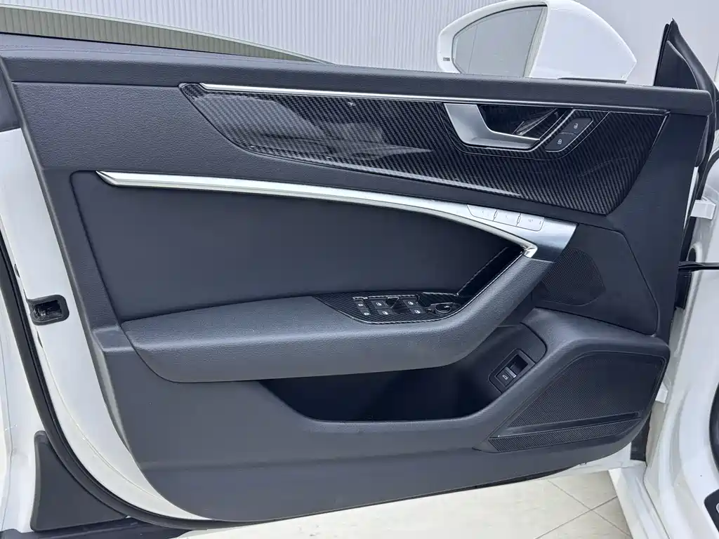 Audi A7 2021 45 TFSI Premium Selection купить на сайте DeffCars