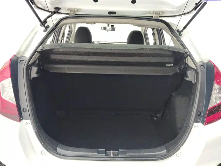 Fit 2016 1.5L LXS CVT Comfort Sunroof Edition купить на сайте DeffCars