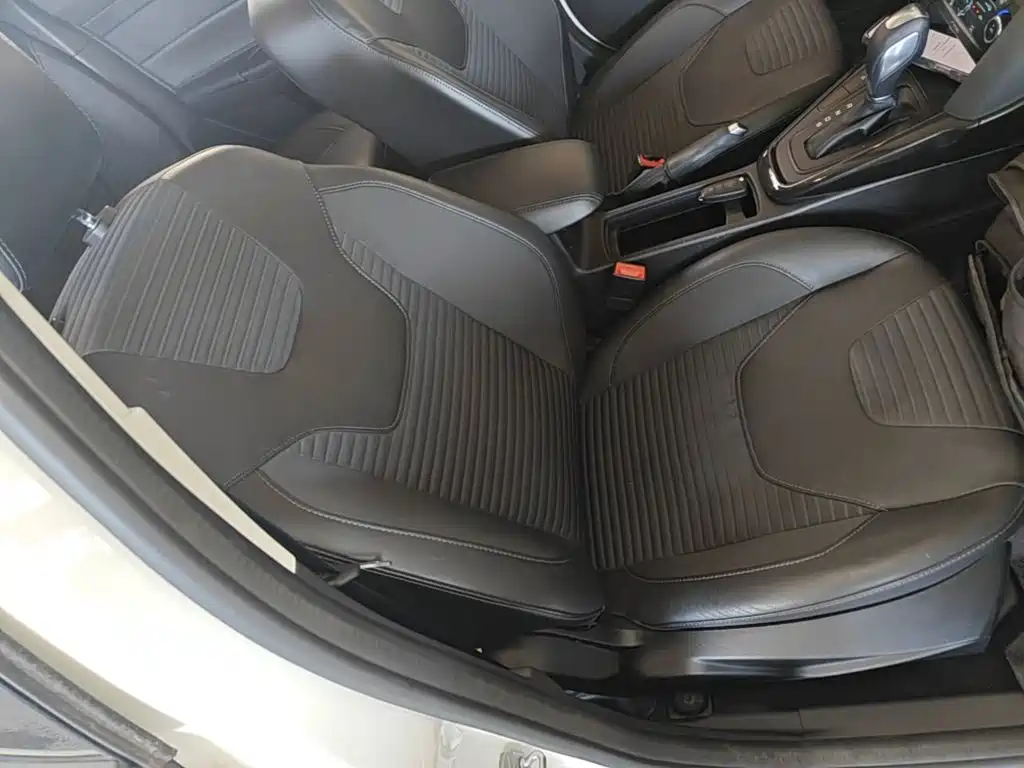 Focus 2015 Hatchback EcoBoost 180 Automatic Elite купить на сайте DeffCars