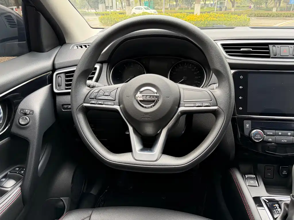 Qashqai 2022 2.0L CVT XV Smart Edition купить на сайте DeffCars