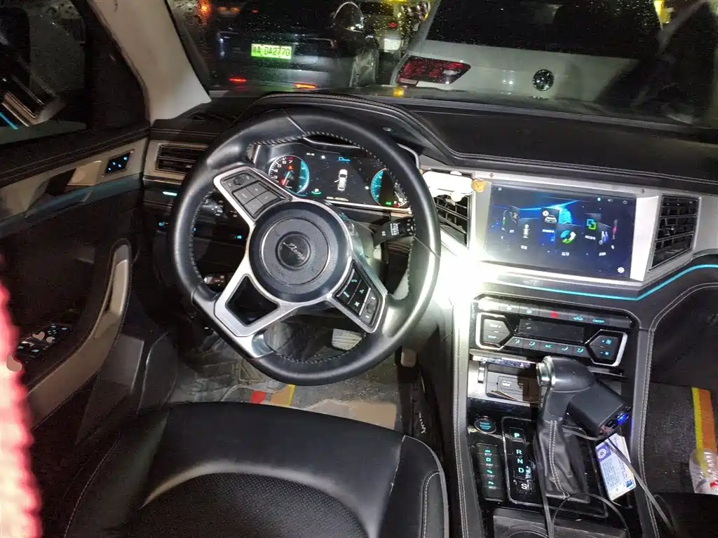Damai X7 2017 advanced version 1.8T DCT Huashan type купить на сайте DeffCars