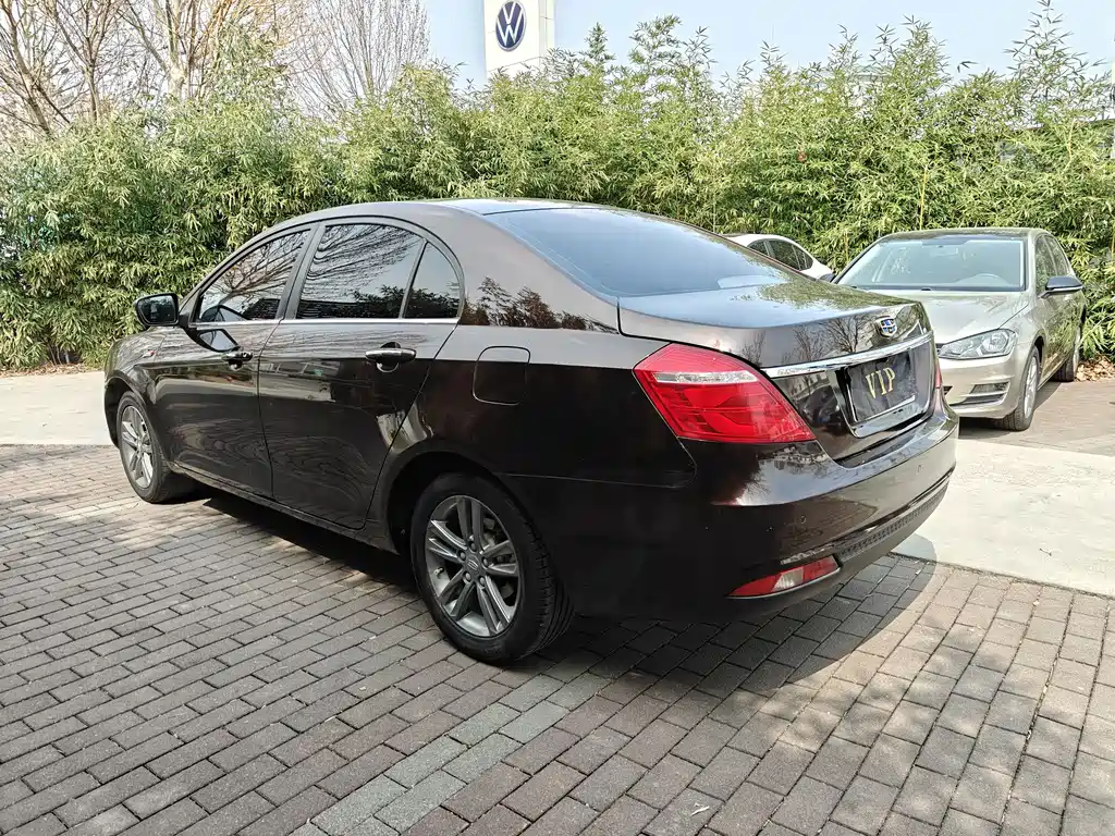 Emgrand 2017 Sedan Million Model 1.5L Manual Upward Version купить на сайте DeffCars