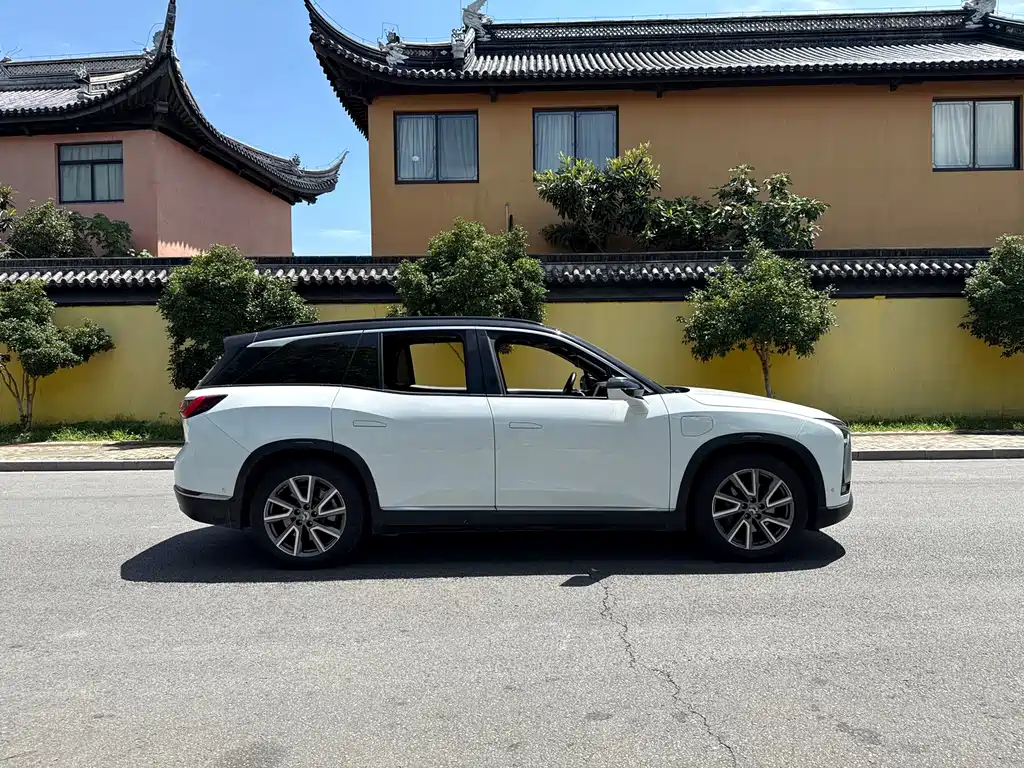 NIO ES8 2020款 415KM 六座版 купить на сайте DeffCars