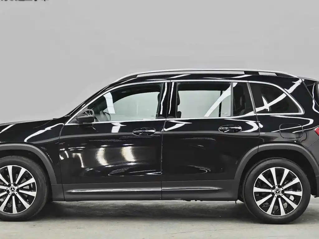 Mercedes-Benz GLB 2024 facelift GLB 220 fashion model купить на сайте DeffCars