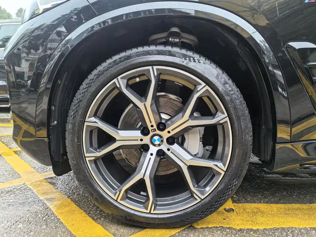 BMW X5 2023 xDrive 30Li Exclusive M Sports Package купить на сайте DeffCars