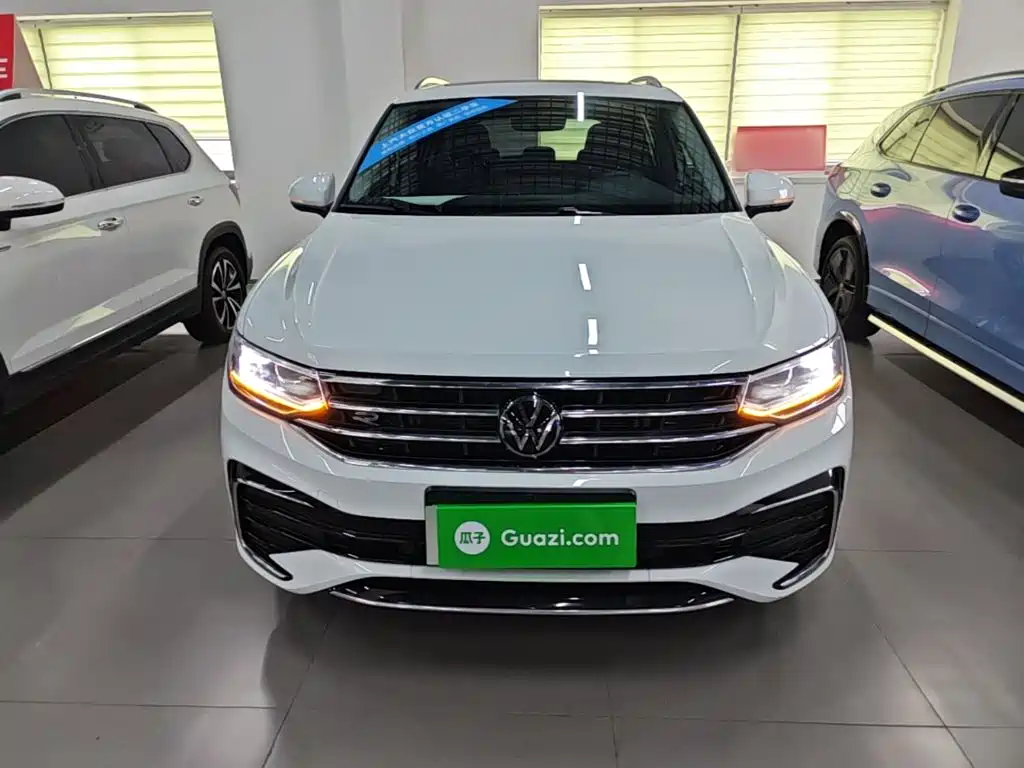 Tiguan L 2024 Outstanding Model 330TSI Automatic Two-wheel Drive R-Line Longyao Edition купить на сайте DeffCars