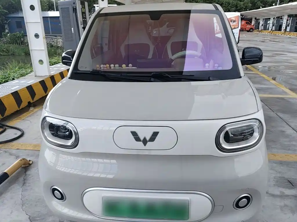 Hongguang MINIEV 2024 third generation 215km youth version купить на сайте DeffCars