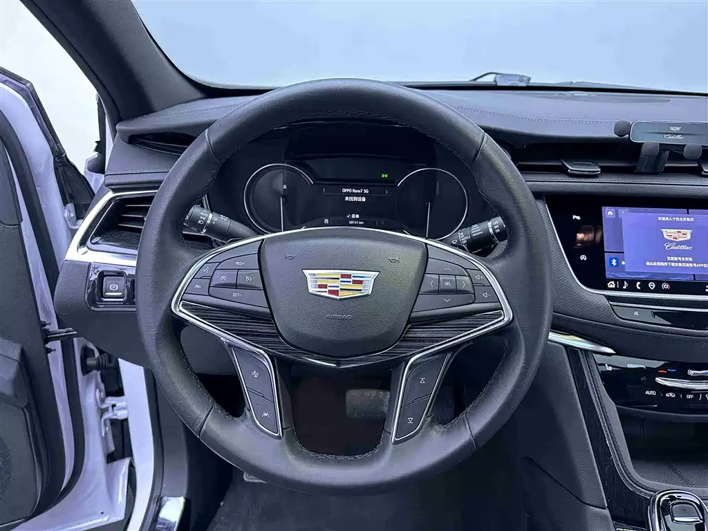 Cadillac XT5 2022 2.0T two-wheel drive luxury model купить на сайте DeffCars