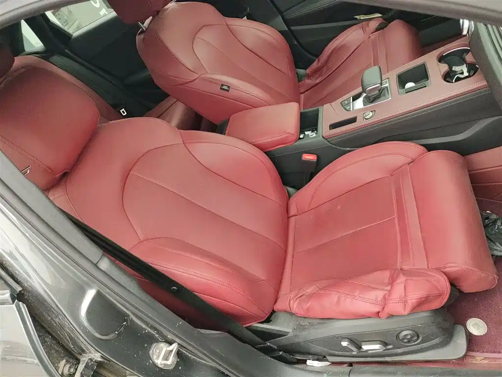 Audi A4L 2024 40 TFSI luxury and dynamic model купить на сайте DeffCars