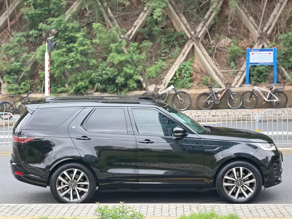 Discover the 2023 360PS R-Dynamic SE купить на сайте DeffCars