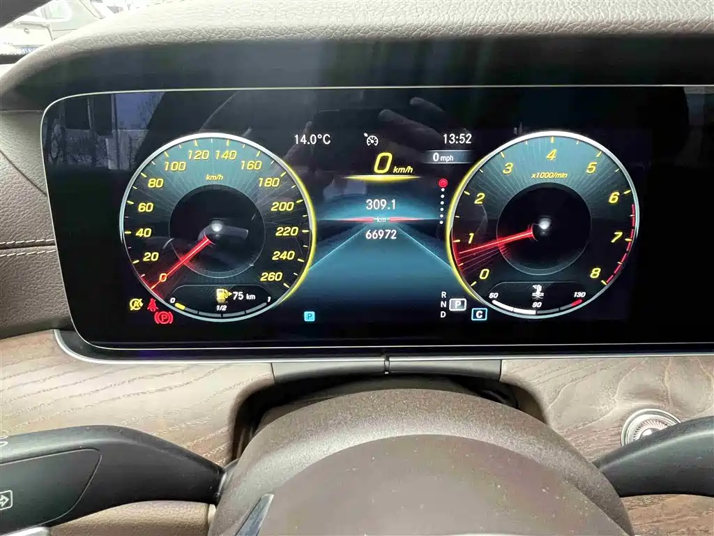 Mercedes-Benz E-Class 2021 facelift E 260 L купить на сайте DeffCars