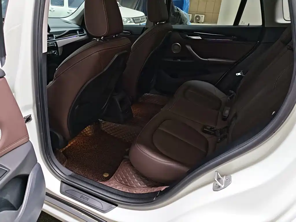 BMW X1 2022 sDrive20Li Fashion Model купить на сайте DeffCars