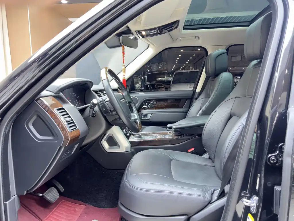 Range Rover 2020 3.0 L6 Legend Extended Edition купить на сайте DeffCars