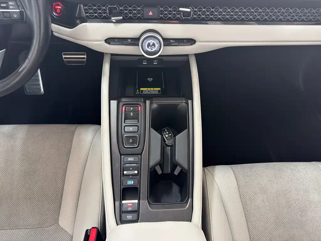 Accord New Energy 2023 2.0L e:PHEV flagship version купить на сайте DeffCars