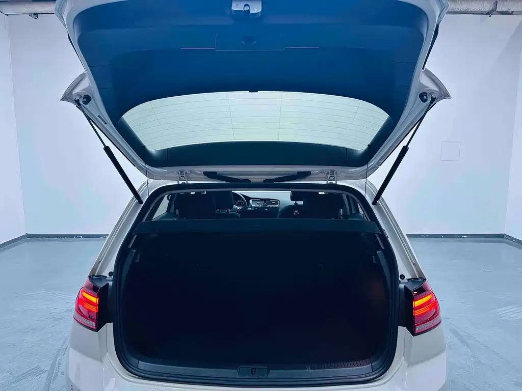 Golf 2019 200TSI DSG comfort model National VI купить на сайте DeffCars