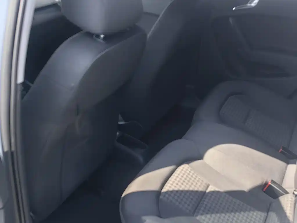 Audi A1 2014 30 TFSI Sportback Fashionable купить на сайте DeffCars