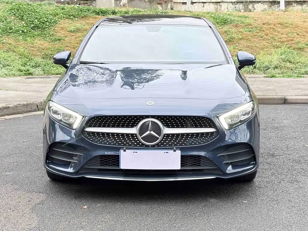 Mercedes-Benz A-Class 2019 A 200 L Sports Sedan купить на сайте DeffCars