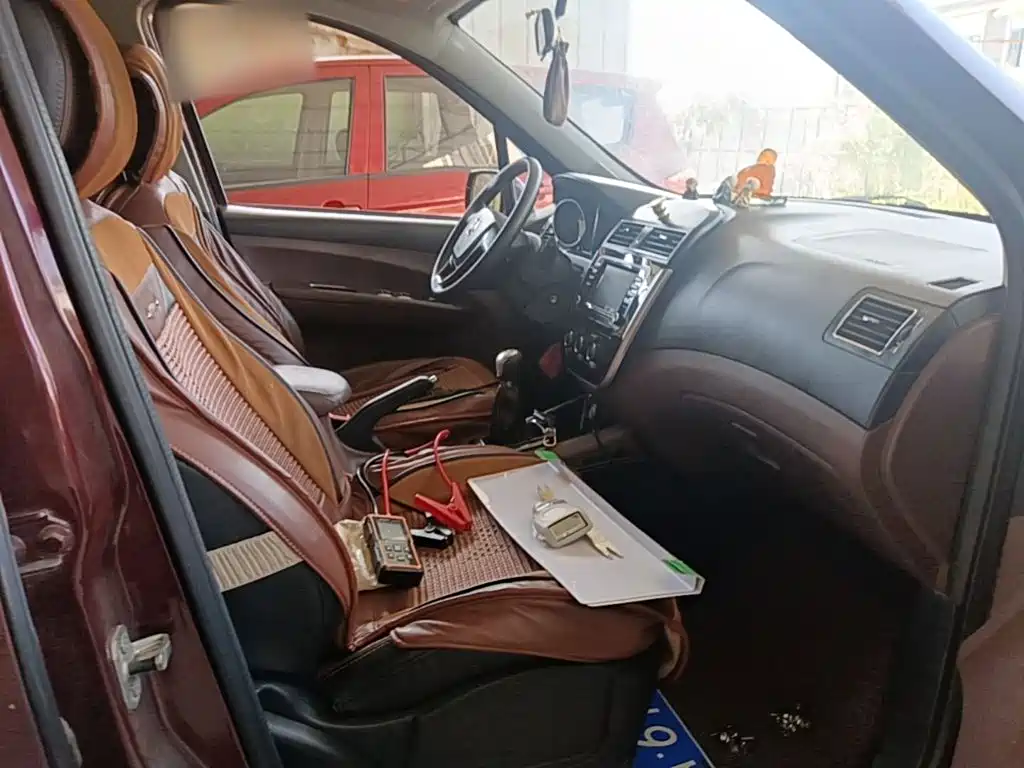 Jingyi X5 (Forthing Joyear) 2016 1.6L manual luxury model купить на сайте DeffCars
