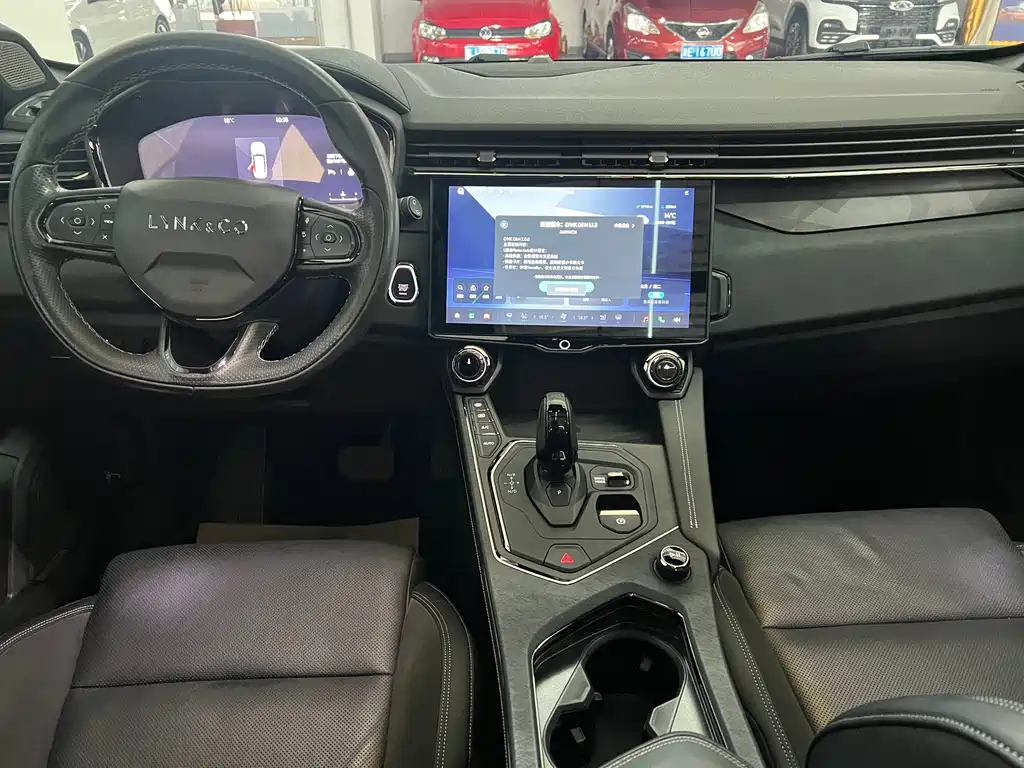 Lynk & Co 01 2023 1.5TD EM-F PM купить на сайте DeffCars