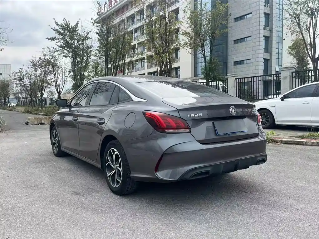 MG5 2022 180DVVT CVT Youth Deluxe Edition купить на сайте DeffCars