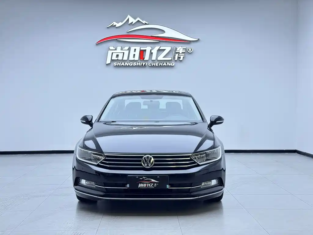 Magotan 2019 280TSI DSG Comfort Type National V купить на сайте DeffCars