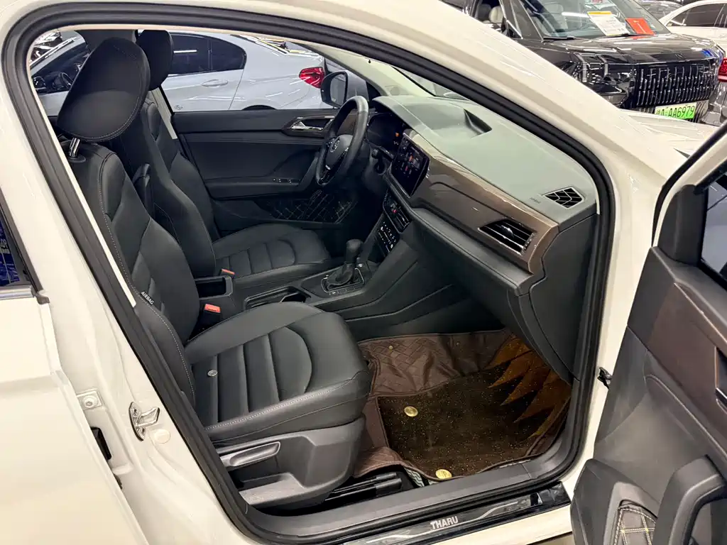 Tuyue 2022 280TSI two-wheel drive luxury version купить на сайте DeffCars