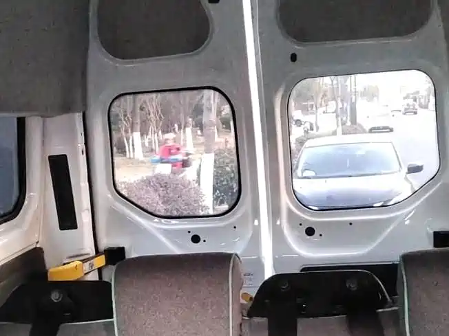 Transit 2019 2.0T diesel multi-functional commercial vehicle, central axle, mid-roof, 6-seater National VI купить на сайте DeffCars