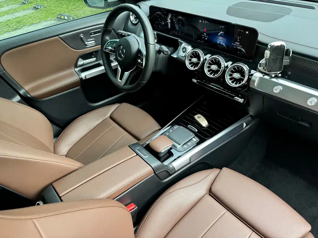 Mercedes-Benz GLB 2021 GLB 200 Fashion Model купить на сайте DeffCars
