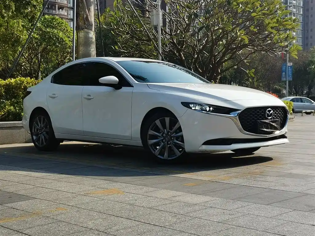 Mazda3 Angkesela 2020 2.0L Automatic Premium Edition купить на сайте DeffCars