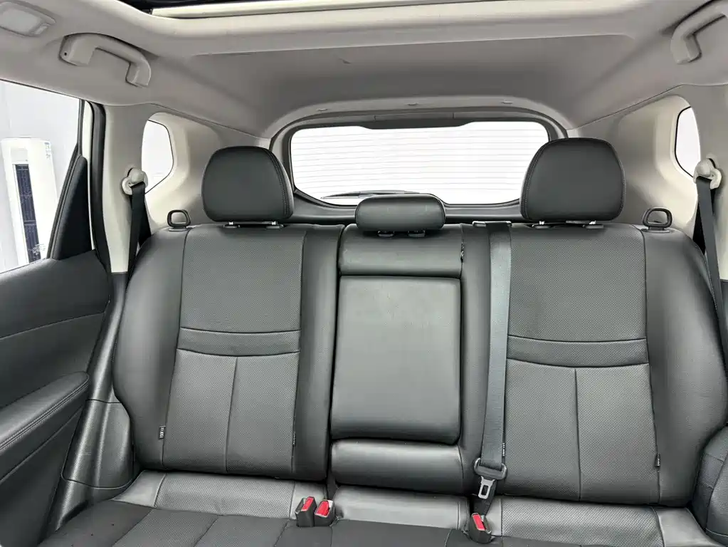 X-Trail 2023 Classic 2.0L 2WD Intelligent Link Premium Edition купить на сайте DeffCars