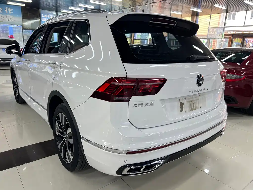Tiguan L 2022 330TSI automatic two-wheel drive R-Line version купить на сайте DeffCars