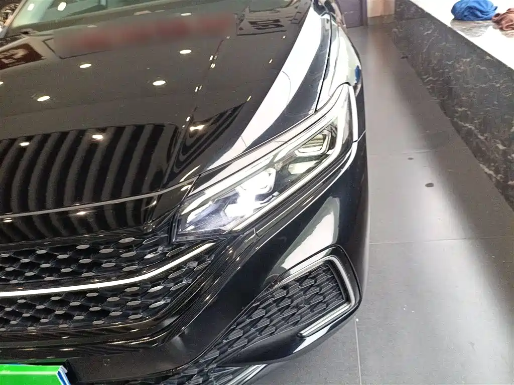 Passat 2023 330TSI Starry Sky Deluxe Edition купить на сайте DeffCars