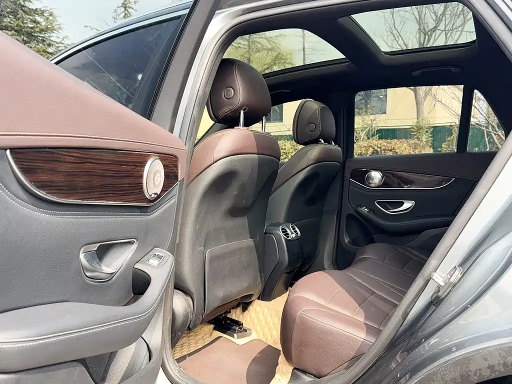 Mercedes-Benz GLC 2017 GLC 260 4MATIC luxury model купить на сайте DeffCars