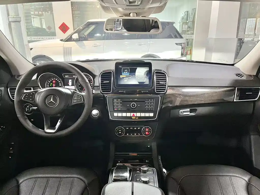 Mercedes-Benz GLS 2018 GLS 400 4MATIC Dynamic купить на сайте DeffCars