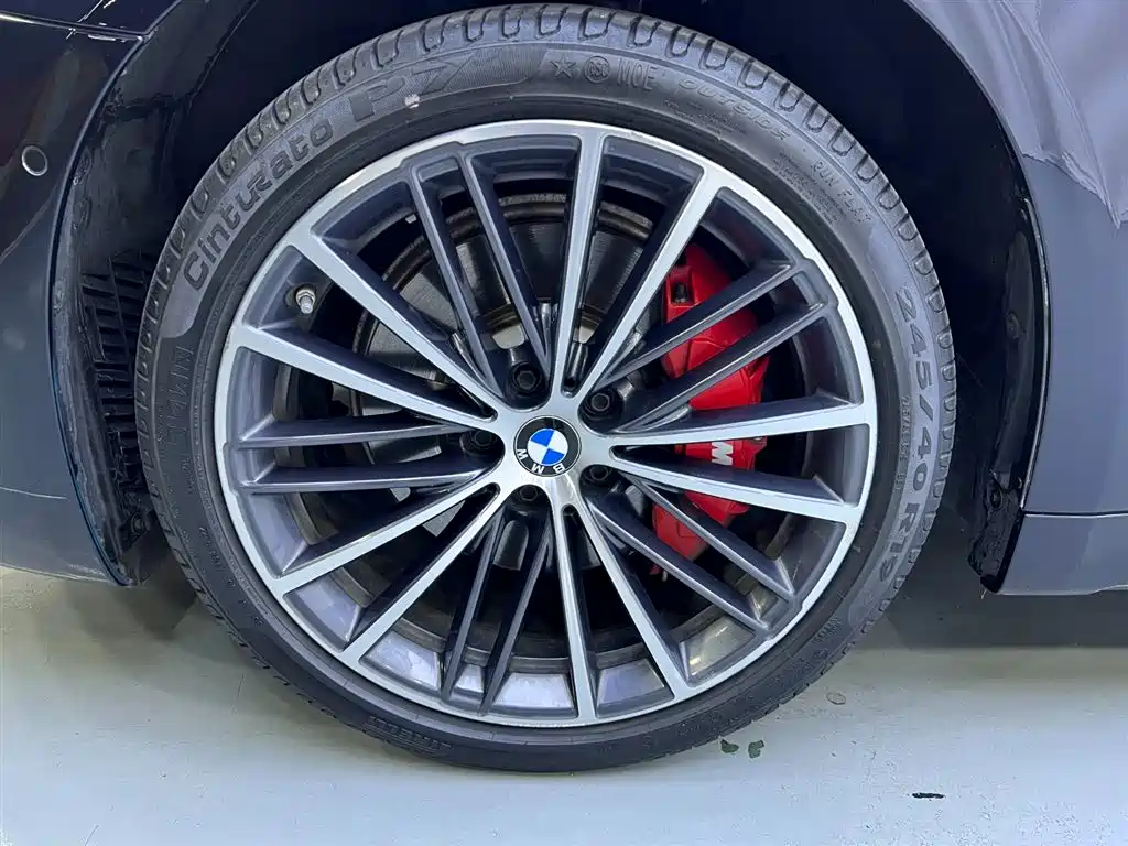 BMW 5 Series 2022 facelift 530Li leading M sports package купить на сайте DeffCars