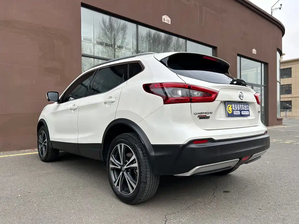 Qashqai 2022 2.0L CVT XV Prem Deluxe Edition купить на сайте DeffCars
